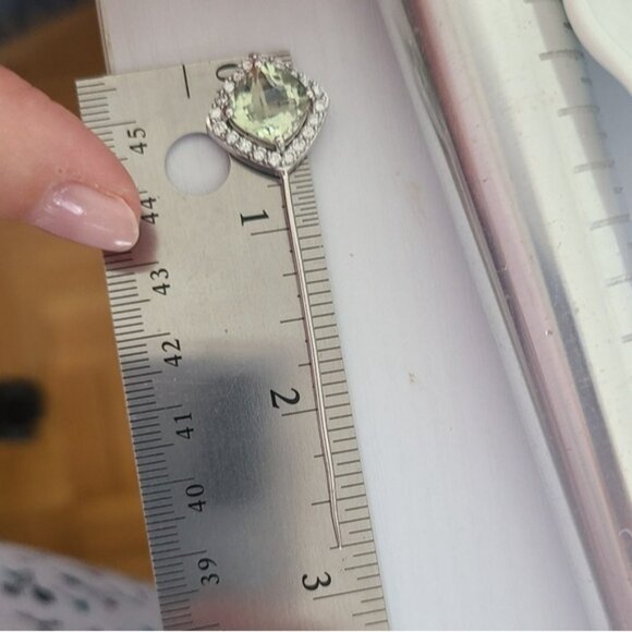 Men's Vintage Style Sterling Silver Cushion Cut Green Quartz Crystal Lapel Pin - Picture 7 of 9